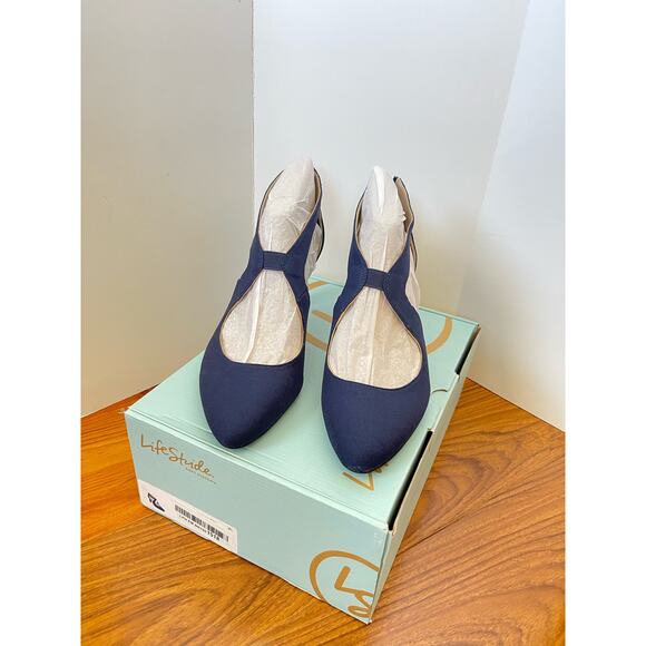 NIB Lifestride Giovanna 2 True Navy High Heels Size 9.5 - Picture 3 of 10